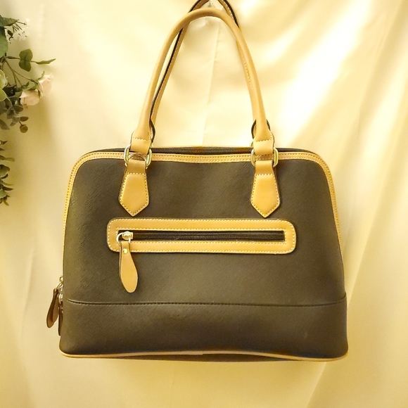 Giani Bernini Saffiano Satchel Minimalist  Trendy Black Faux Leather - Picture 7 of 8